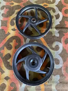 Velg motor original honda bekas honda spacy matic injeksi