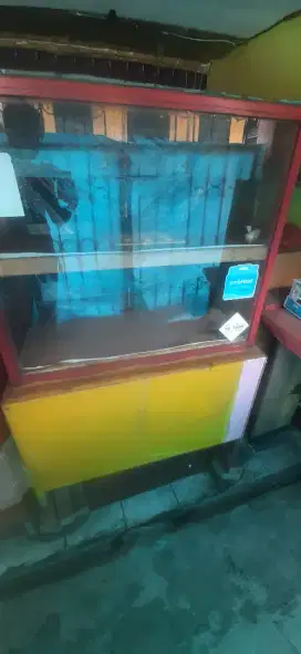 Meja + etalse kayu dpn kaca