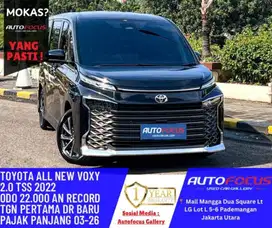 Toyota Voxy 2.0 AT TSS Hitam 2022 Pajak 2026 Km 22rb