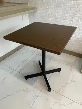 Meja kafe kotak uk 60x60