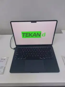 KREDIT MACBOOK AIR M3(13 INCI)PAKE PROMO BUNGA SEPESIAL O% HOME CREDIT