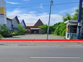 Commercial Building in Sunset Road Kuta, Close to Mall and Airport