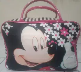 TAS BESAR UNTUK TRAVELING