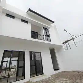 Rumah Ready Stock Tanah Luas Perumahan Premium di Buah Batu Dekat Tol