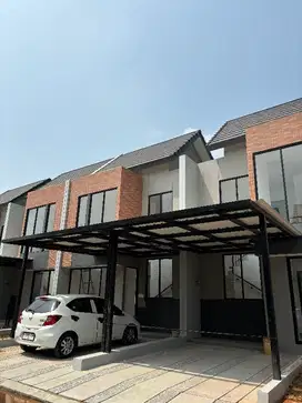 Rumah impian 2 lantai dekat stasiun krl , Harga terjangkau !
