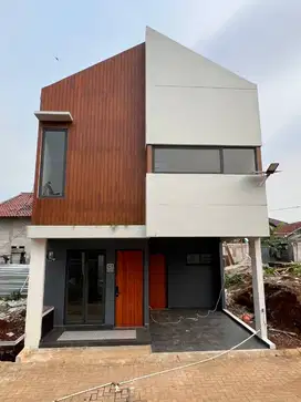 Dijual Rumah 2 Lantai Dekat The Park Sawangan