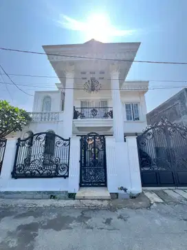 Jual Rumah murah bersih  modern classic Cikole Lembang