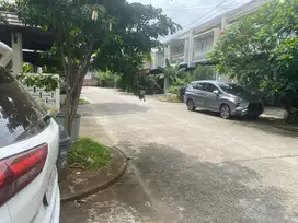 Rumah Cantik 2 Lantai Di Perumahan Bukit Dago, Cluster Lake View