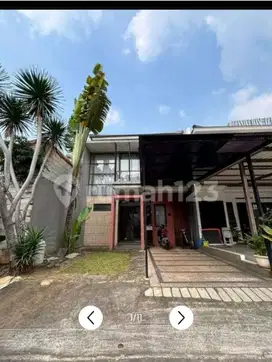 dijual rumah 2 lantai cluster garden Serpong dkt bsd