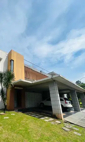 Rumah Mandiri Posisi Hoek Delatinos BSD city