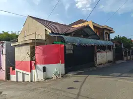 Rumah di kalisari, pinggir jalan 2 lantai dengan basement,