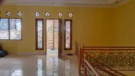 Rumah Cantik di Duren Sawit Dalam Komplek Terawat Keamanan One Gate