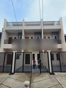 2 Unit Rumah Baru 3 Lantai Tj Duren Akses Jalan 3 Mobil
