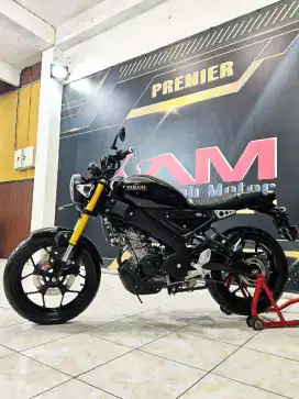 Yamaha XSR 155cc 2023 km 4rb siap gas.Anugerah Motor rungkut tengah 81