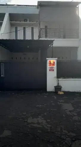dijual rumah mewah murah joglo Jakarta barat