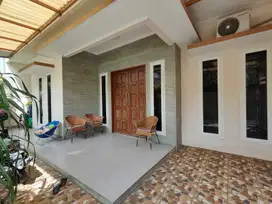 dijual rumah lantai 2 denapsar barat