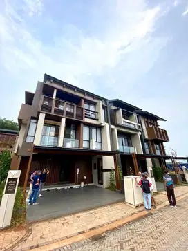 Rumah konsep Jepang 3 lantai Wynyard BSD Serpong
