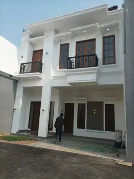 Rumah Baru Siap Huni 2 lantai di Pondok Bambu Duren Sawit Jakarta Timu