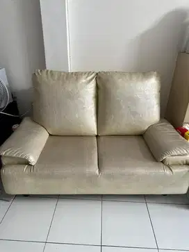 sofa ruang tamu