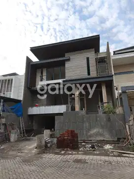Rumah Mewah Raffles Garden Citraland Surabaya 2 Lantai Hadap Selatan
