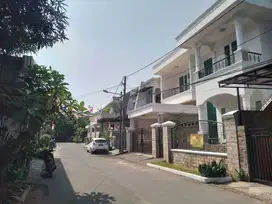 Rumah Dalam Komplek Elit Kavling Marinir Billymon Pondok Kelapa Nyaman