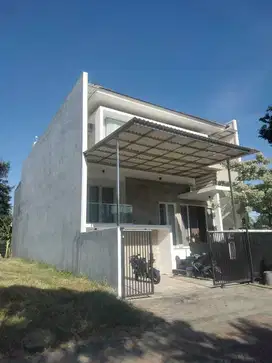 Jual Rumah Citraland East Emerald Mansion Full Furnished