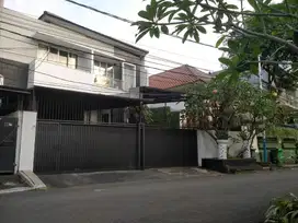 DIJUAL RUMAH SIAP HUNI DI PONDOK INDAH JAKARTA SELATAN