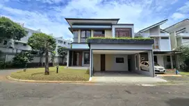 RUMAH HOOK BANGUNAN MANDIRI BSD THE ICON