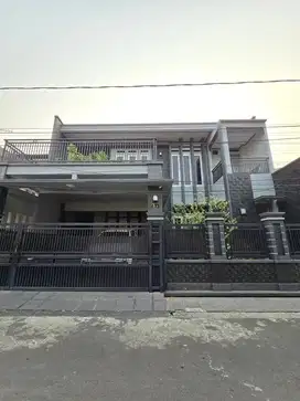 Rumah Pondok Kelapa Dama Komplek Lokasi Strategis Dekat Jalan Raya Tol