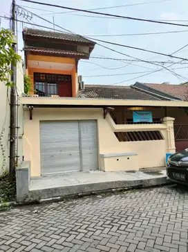 1568. Rumah kost  Jl. Siwalankerto Permai I Surabaya Selatan