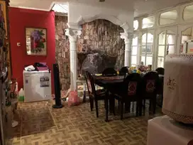rumah hoek daerah gandaria