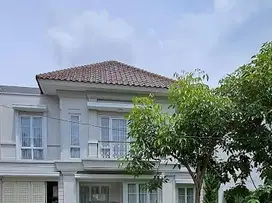 Dijual rumah besar lokasi strategis di alicante gading serpong