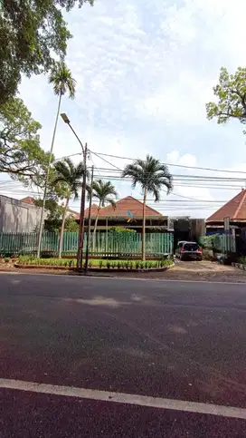 Dijual Rumah Klasik Daerah Gunung -gunung, Klojen Kota Malang