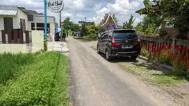 DEKAT ESKALA RESTO: Jl Palagan km 8 Jogja, SHM Pekarangan