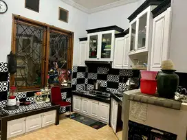 DIJUAL Rumah Megah + Kolam Renang Swadaya Duren Sawit  Strategis
