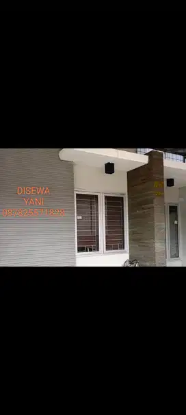 Rumah Strategis Minimalis siap huni, Taman Kopo Indah