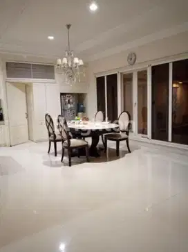 Rumah Puri Galaxy LT450m2 Surabaya Timur Semi Furnish