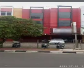 DIJUAL RUKO  GANDENG DI AREA KOMERSIAL DI JALAN KARTINI JAKARTA PUSAT
