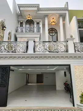 Rumah Baru Mewah Siap Huni di Mampang, Jakarta Selatan