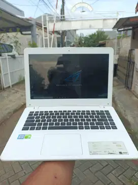 Asus X442UR Core i5 Gen 7 Ram 12Gb SSD 128Gb Dual Vga Nvidia Ge Force