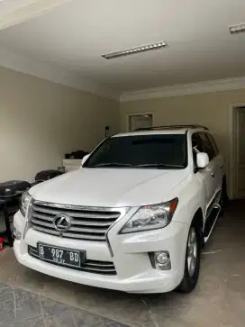 LEXUS LX570 2012