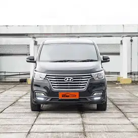 [SIAP PAKAI] HYUNDAI H-1 2.4 ROYAL AT FACELIFT 2018 Black On Beige