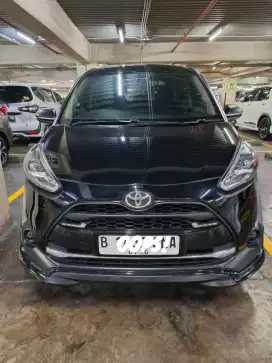 Youota sienta Q at 2016 hitam