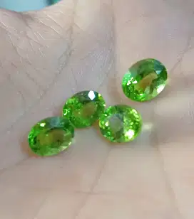 Natural green peridot asli 100%