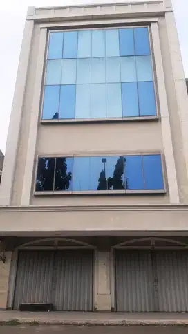 Ruko 2 unit Gandeng SHGB 4 lantai Taman Surya 5 Jalan depan utama