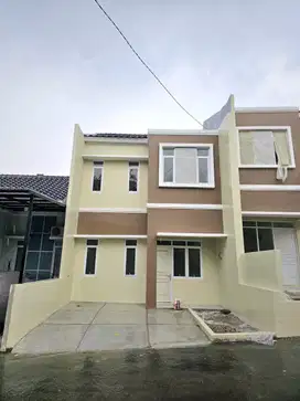 Jual Cepat Rumah siap huni Free Canopy di depok dkt ke RSUD Depok