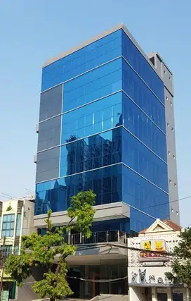Baru. Gedung Kantor Strategis Sudirman Jakarta Pusat