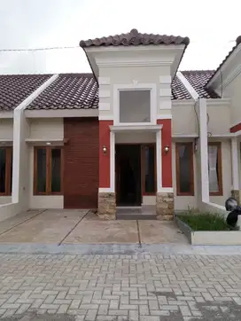Dijual Rumah Dekat Stasiun Depok Lama