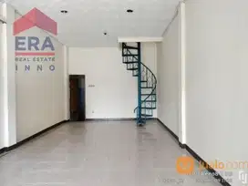 Disewakan ruko Strategis Bagus Suryasumantri Bandung 4 lantai