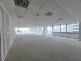 Sewa Kantor Premium 850 m2 Kondisi Bare di Pacific Century Place SCBD